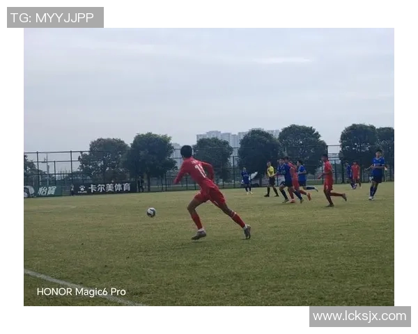 亚泰在全国足球青少年精英联赛U15首阶段惜败深圳队比分为3比4