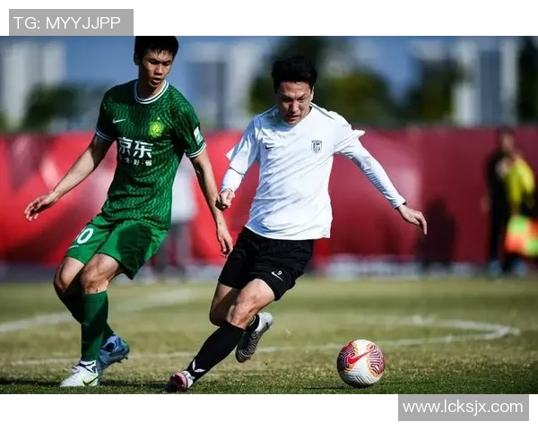 国足补充召入吴少聪和黄政宇蒋光太因伤暂时离队接受治疗